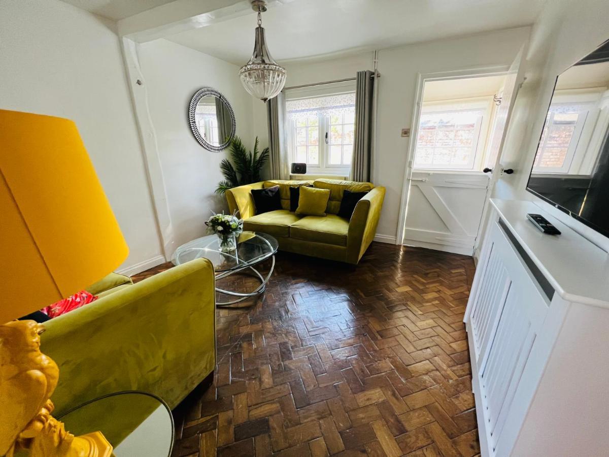 Bridewell Cottage In The Heart Of Tenterden - Pass The Keys Exterior foto